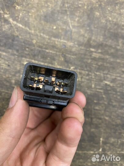 Кнопка аварийной сигнализации Паджеро 2