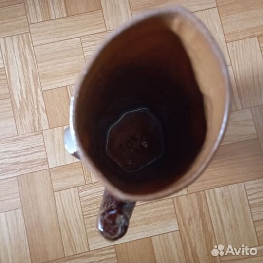 Глиняная ваза в глазури