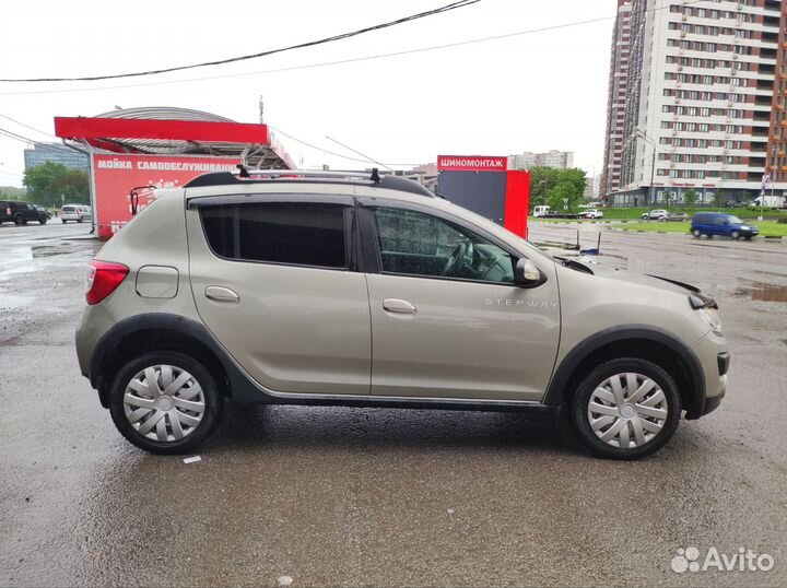 Renault Sandero Stepway 1.6 МТ, 2015, 121 359 км