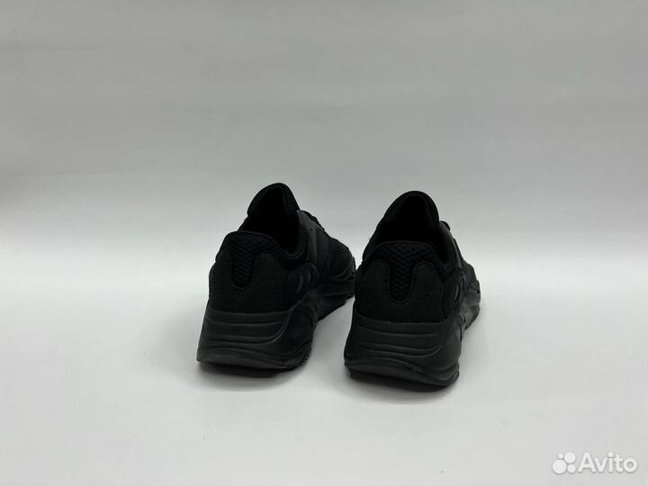 Кроссовки Adidas Yeezy Boost 700 Black (41-45)