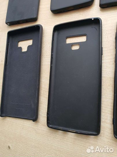 Чехлы на телефон