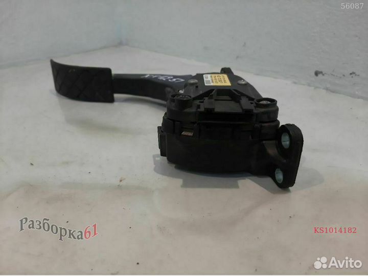 Педаль газа audi A1 8X