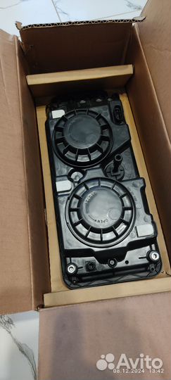 Фара правая Iveco Trakker.Stralis