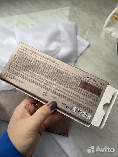 Палетка теней Rose Metals Anastasia Beverly Hills