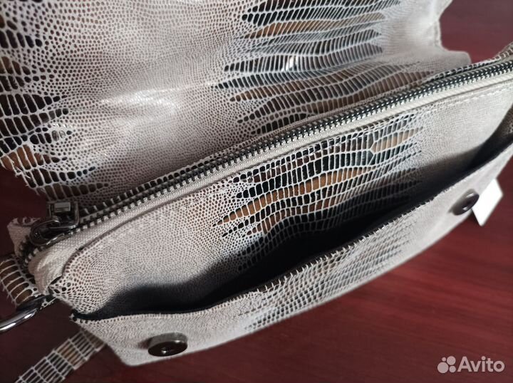 Сумка кожаная