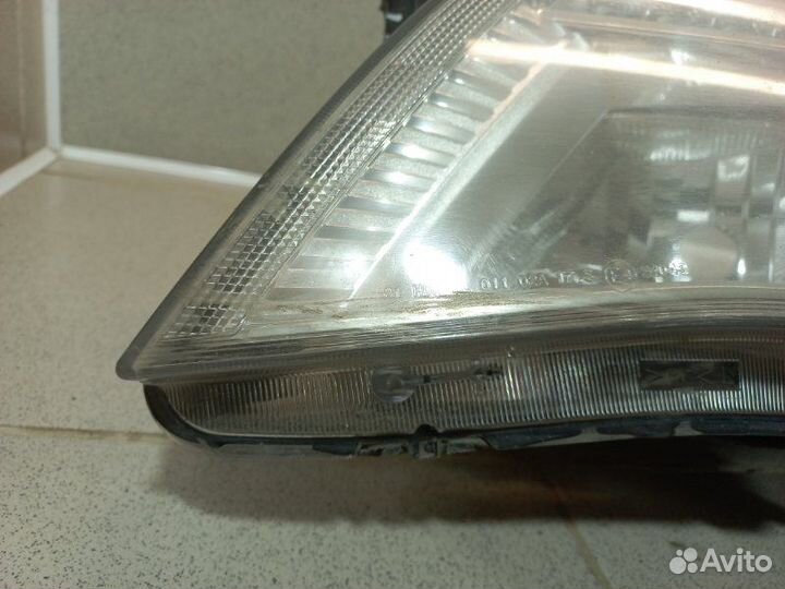 Фара левая Geely Atlas