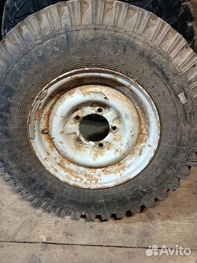 2 зимних колеса УАЗ
