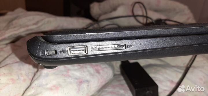 Ноутбук Acer Aspire ES 15 (4ядра)