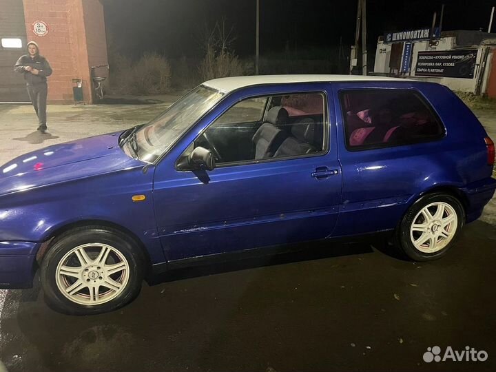 Volkswagen Golf 1.6 МТ, 1995, 300 000 км