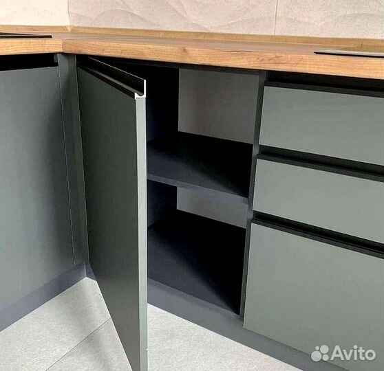 Кухонный гарнитур любой сложности