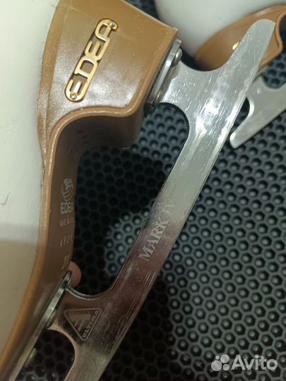 Коньки фигурные edea