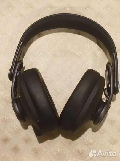 Наушники AKG K371-BT