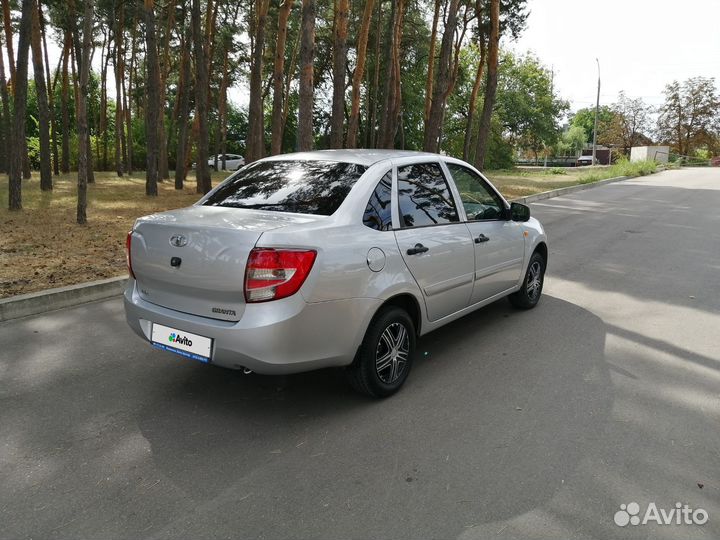 LADA Granta 1.6 МТ, 2012, 107 600 км