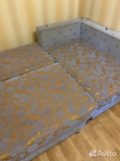 Угловой диван бу