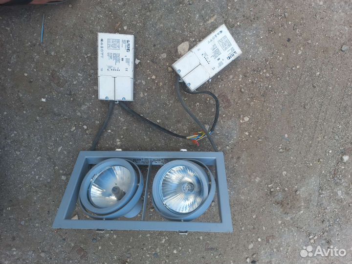 Светильник потолочный встраиваемый