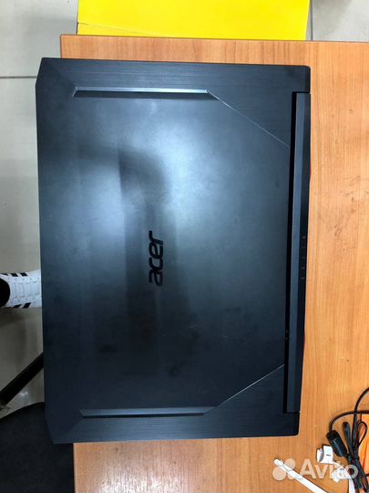 Ноутбук 17.3 дюйма Acer nitro 5 an517-52