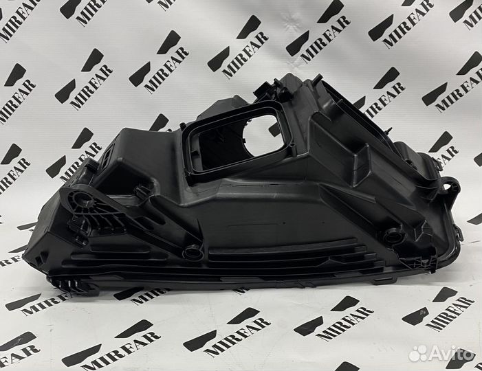 Правый корпус фары Mercedes-Benz GLC x253 2019-н.в