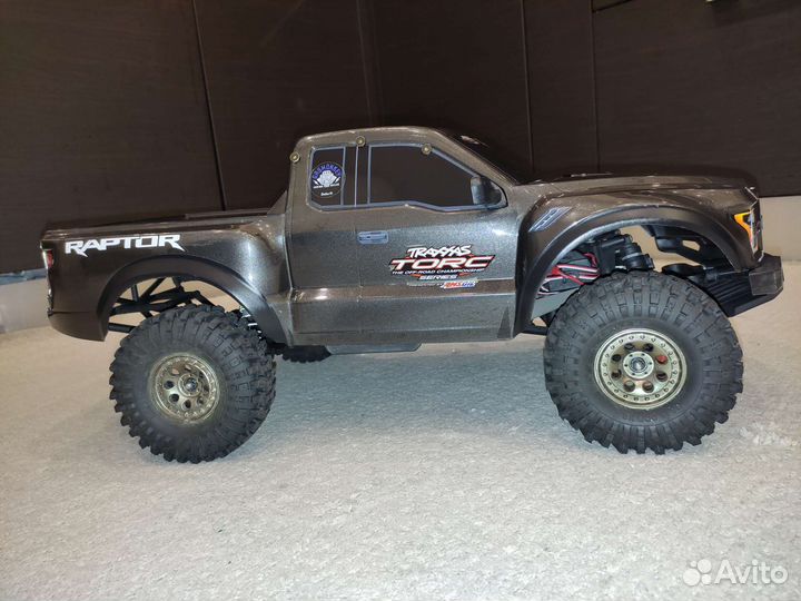 Traxxas slash 4x4 Ford Raptor 1/10