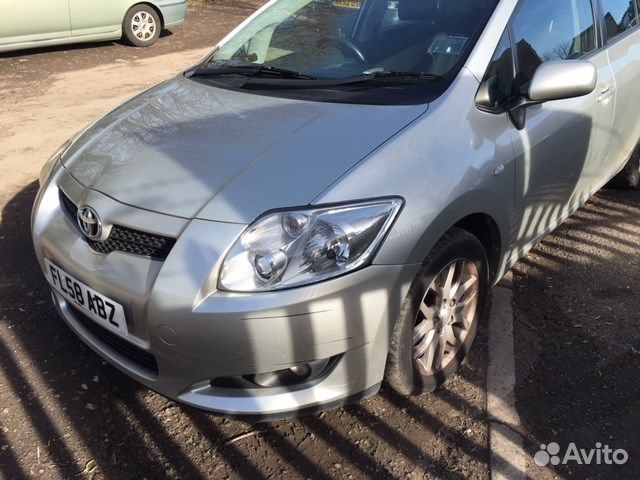 Разбор на запчасти Toyota Auris E15