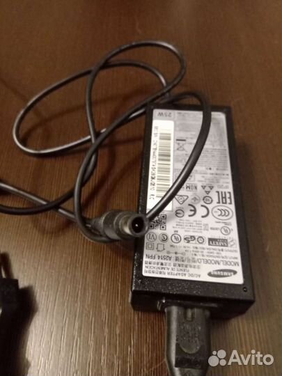 Блок питания для ноутбука samsung