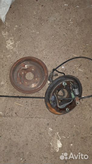 Задний тормозной барабан Toyota ist