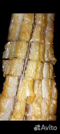 Сом холодного копчения балык