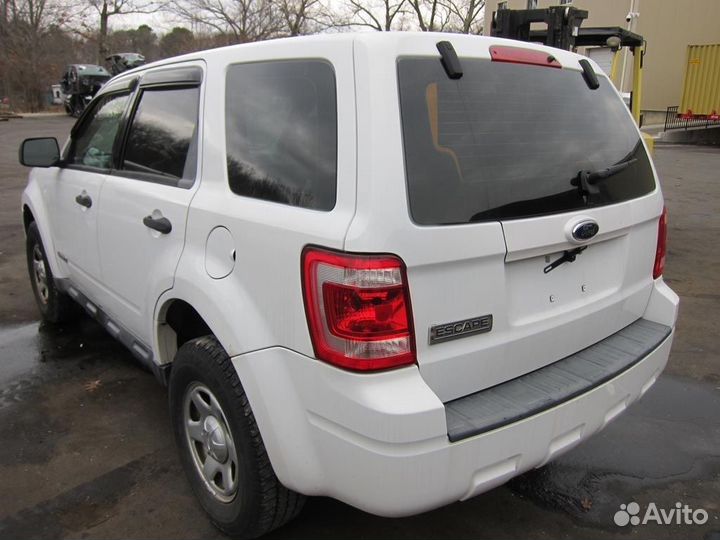 Разбор на запчасти Ford Escape