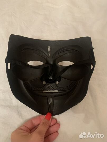 Маска анонимуса карнавальная