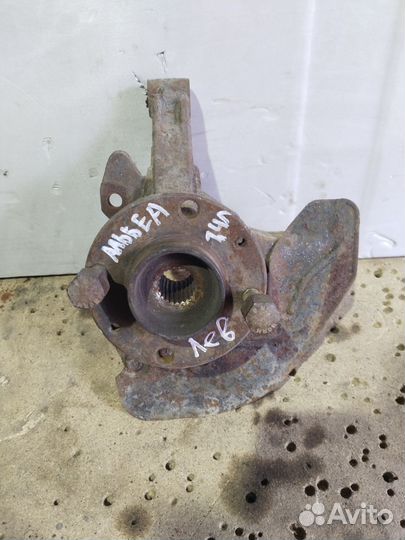 Передний левый кулак Fiat Albea без абс