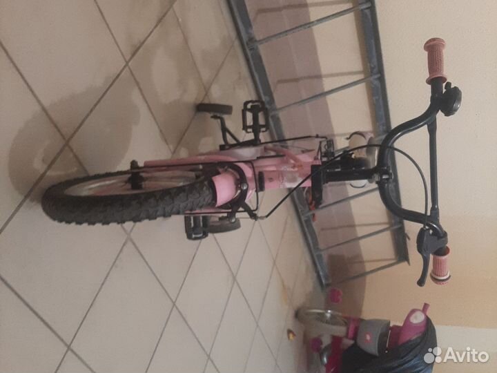 Детская велосипед 2 х4 колесный бу