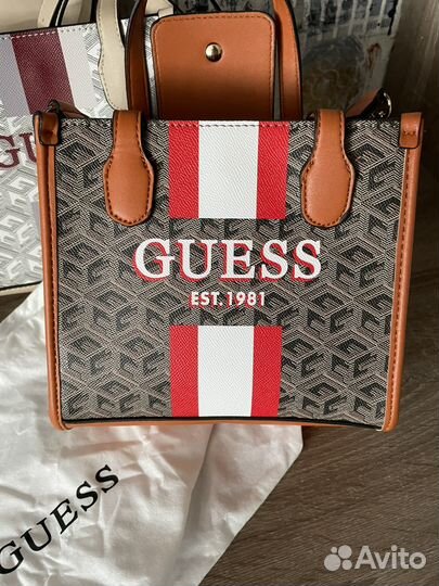 Сумка guess