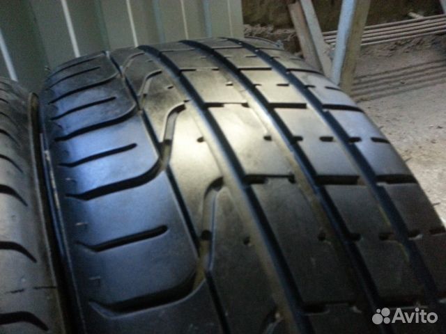 Pirelli P Zero 275/35 R20