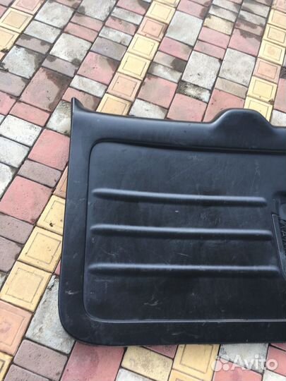 Toyota rav4 2004 обшивка крышки багажника