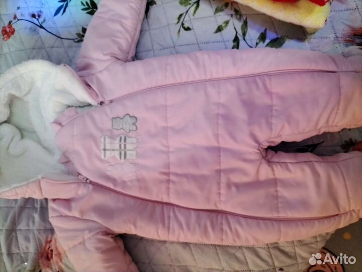 Зимний комбинезон для девочки