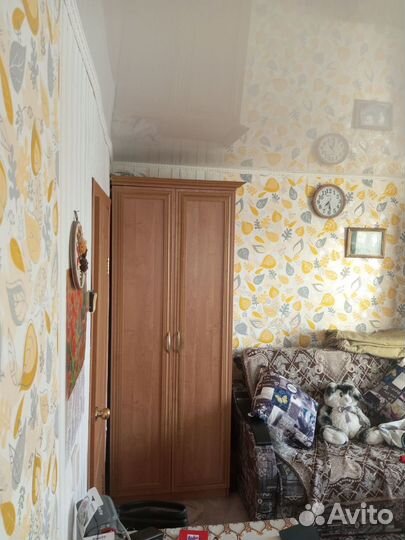 Шкаф двухстворчатый