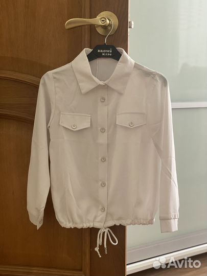 Школьные белые блузки- новые