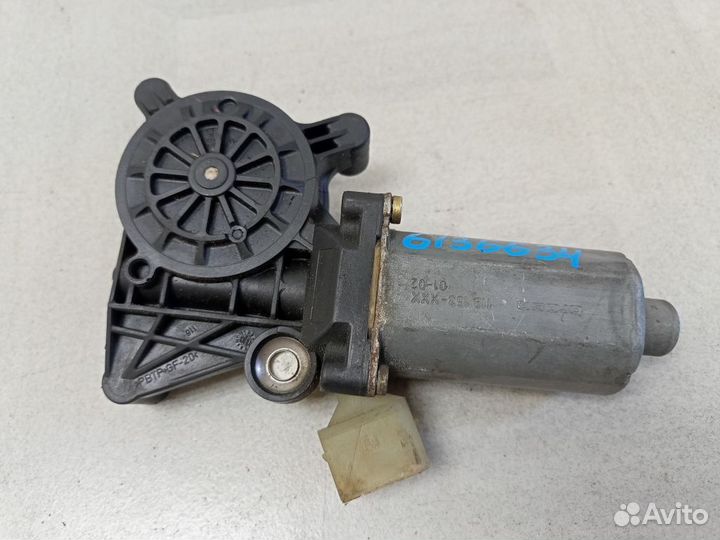 Моторчик переднего правого стеклоподъемника