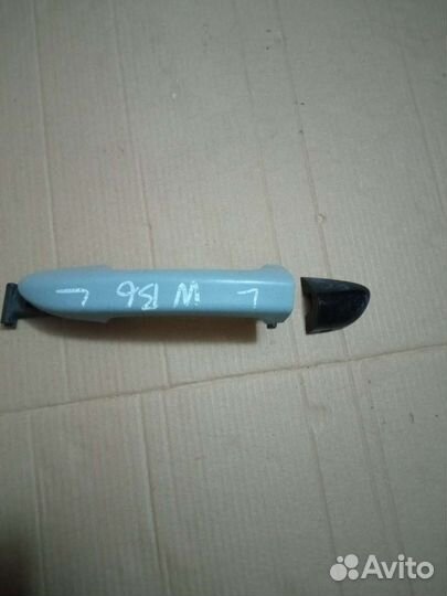 Volkswagen Passat B6 B7 левая заглушка ручки двери