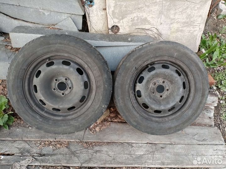 Dunlop Direzza Z2 65/10 R15