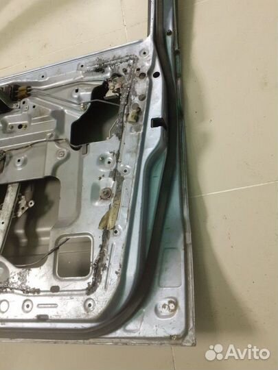 Дверь передняя правая Nissan Serena C23 CD20