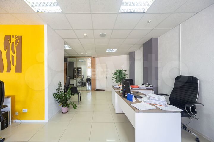 Продам офисное помещение, 97.7 м²