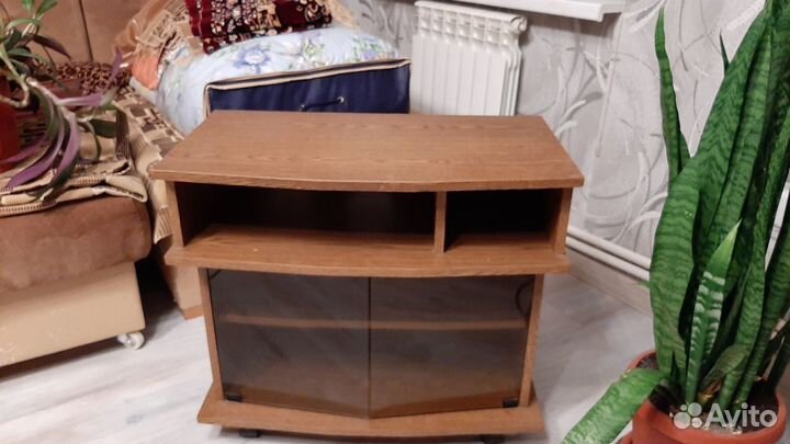 Тумба под телевизор