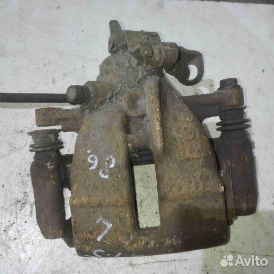 Суппорт задний левый Volkswagen California/Caravel