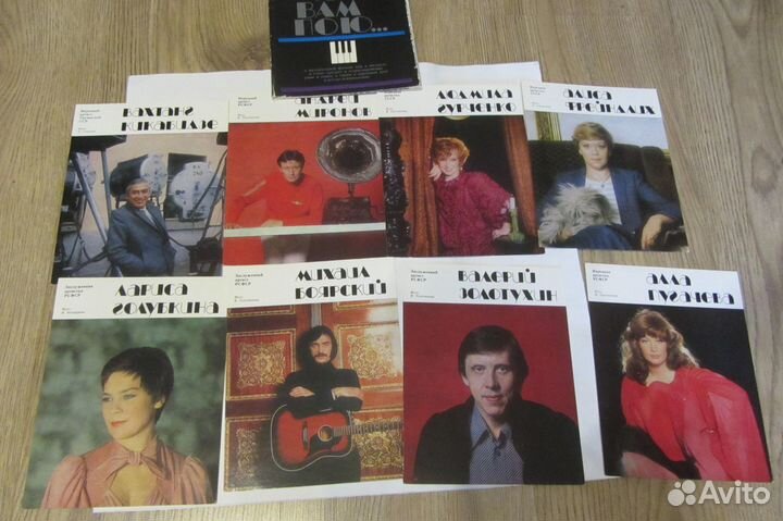 Наборыми открыток с советскими артиста