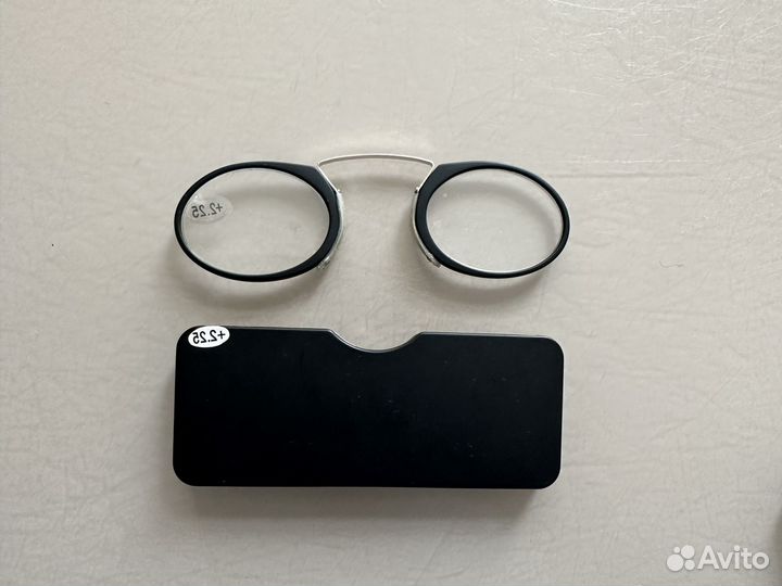 Пенсне для чтения с диоптриями мужские с футляром