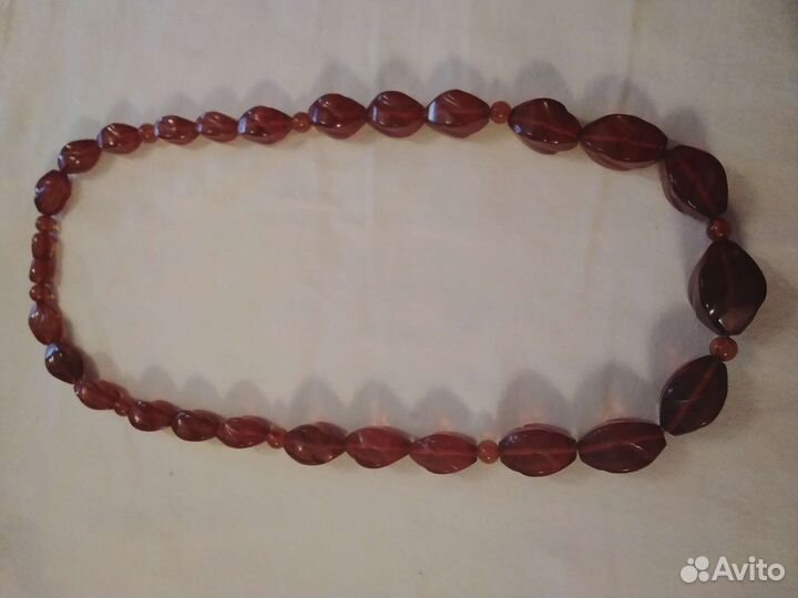 Янтарные бусы СССР