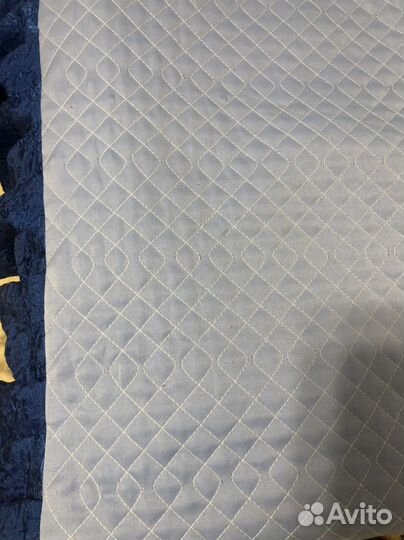 Покрывало на кровать б/у, размер 1,7 на 2 0