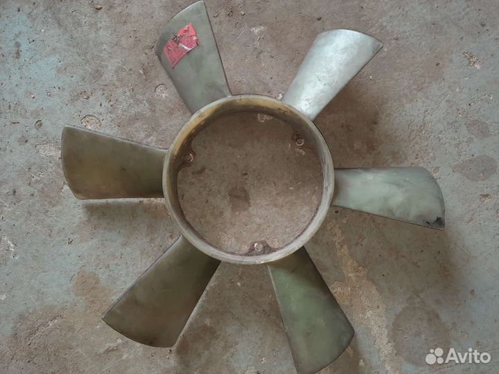 Крыльчатка вентилятора Mercedes Benz Sprinter