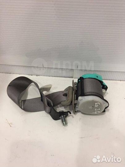 Ремень безопасности задний центральный Infiniti Ex