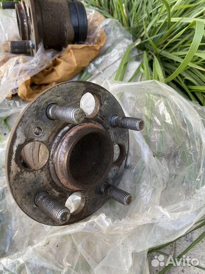 Задние ступицы hyundai solaris 2011